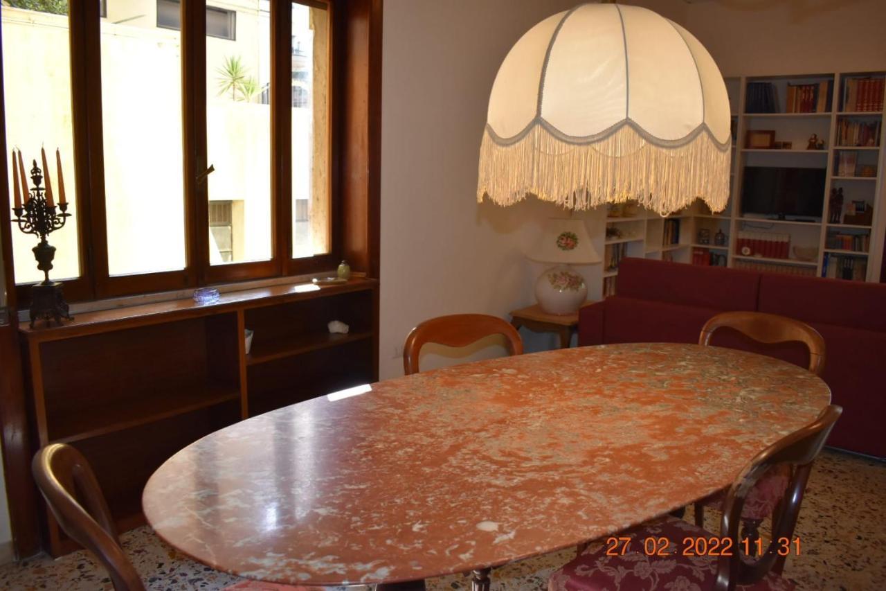 Casa Vacanze "A Casa Di Maria" Neapel Exterior foto