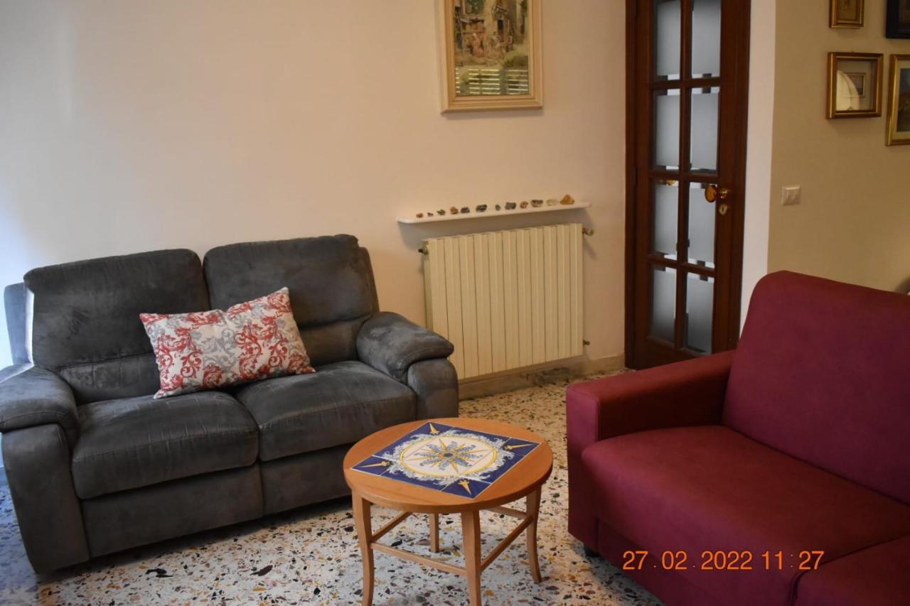 Casa Vacanze "A Casa Di Maria" Neapel Exterior foto